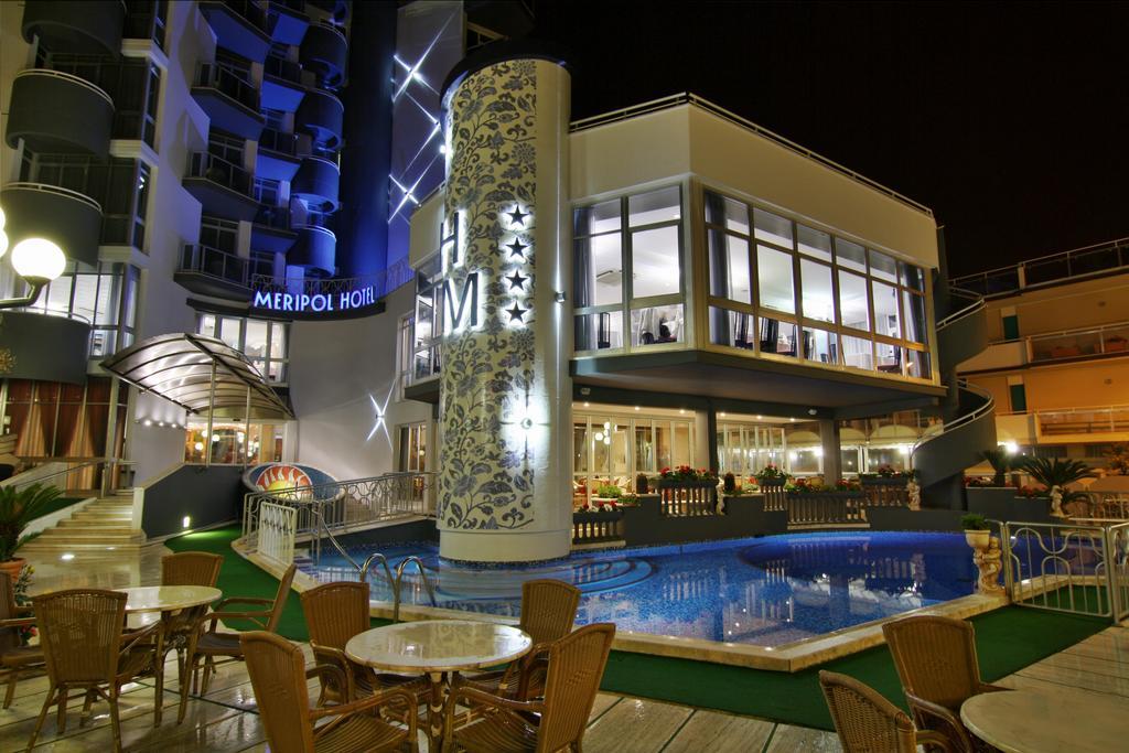 Hotel Meripol Alba Adriatica Exterior foto